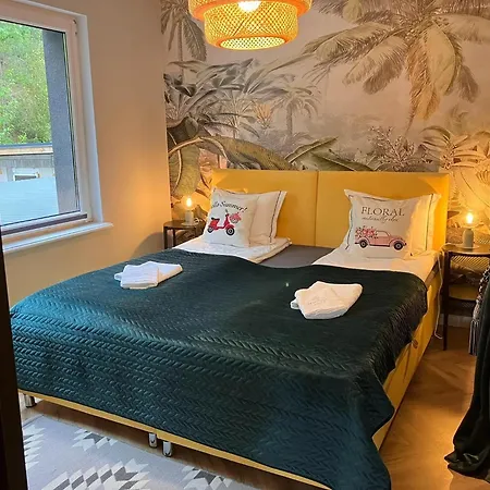Comfortable Jacuzzi For 8 In