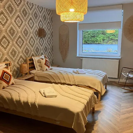 Appartamento Comfortable Jacuzzi For 8 In Stężyca